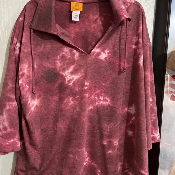 Shirt - Picture 1 of 2